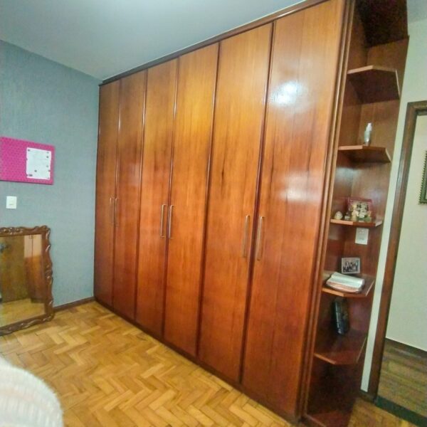 Casa na Rua Teixeira de Freitas nº43 - Rolândia/PR - Imagem 17