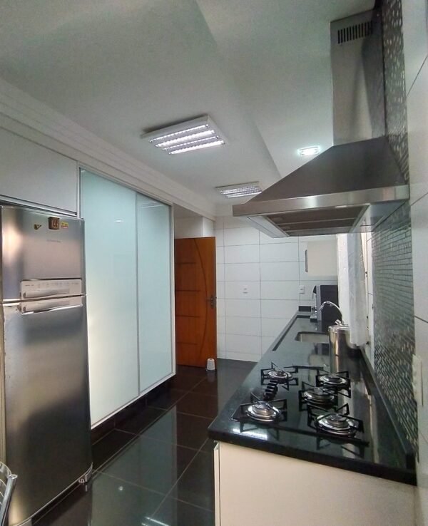 Casa na Rua Teixeira de Freitas nº43 - Rolândia/PR - Imagem 16