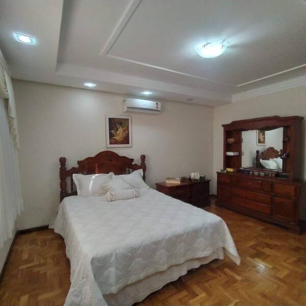 Casa na Rua Teixeira de Freitas nº43 - Rolândia/PR - Imagem 14