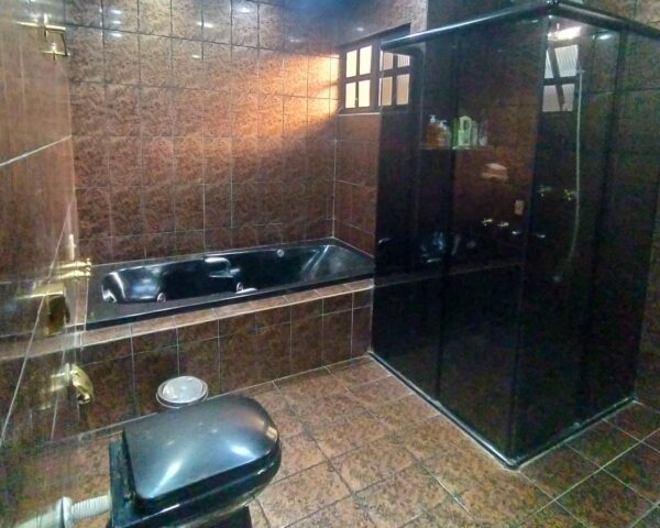 Casa na Rua Teixeira de Freitas nº43 - Rolândia/PR - Imagem 11