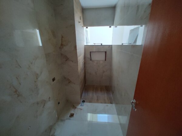 Casa na Rua Manoel Martins Portelinha nº239 - Rolândia/PR - Imagem 4